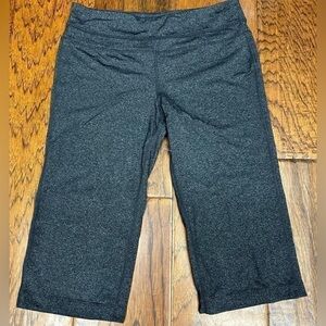 Prana cropped baggy leggings